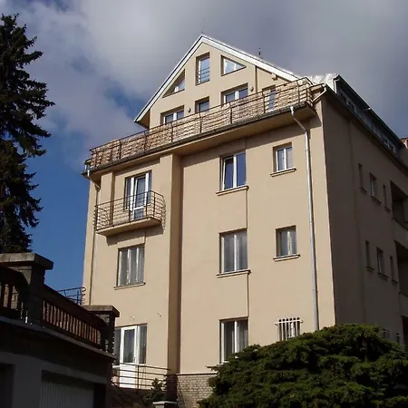 Vila Malvazinky Prague Exterior photo